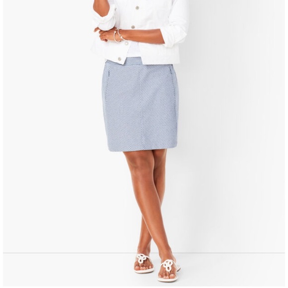 EUC- Talbots ‘T for Talbots BLACK & White Bias Stripe Skort’ - Picture 1 of 8